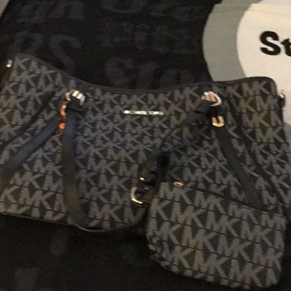 MK Purse